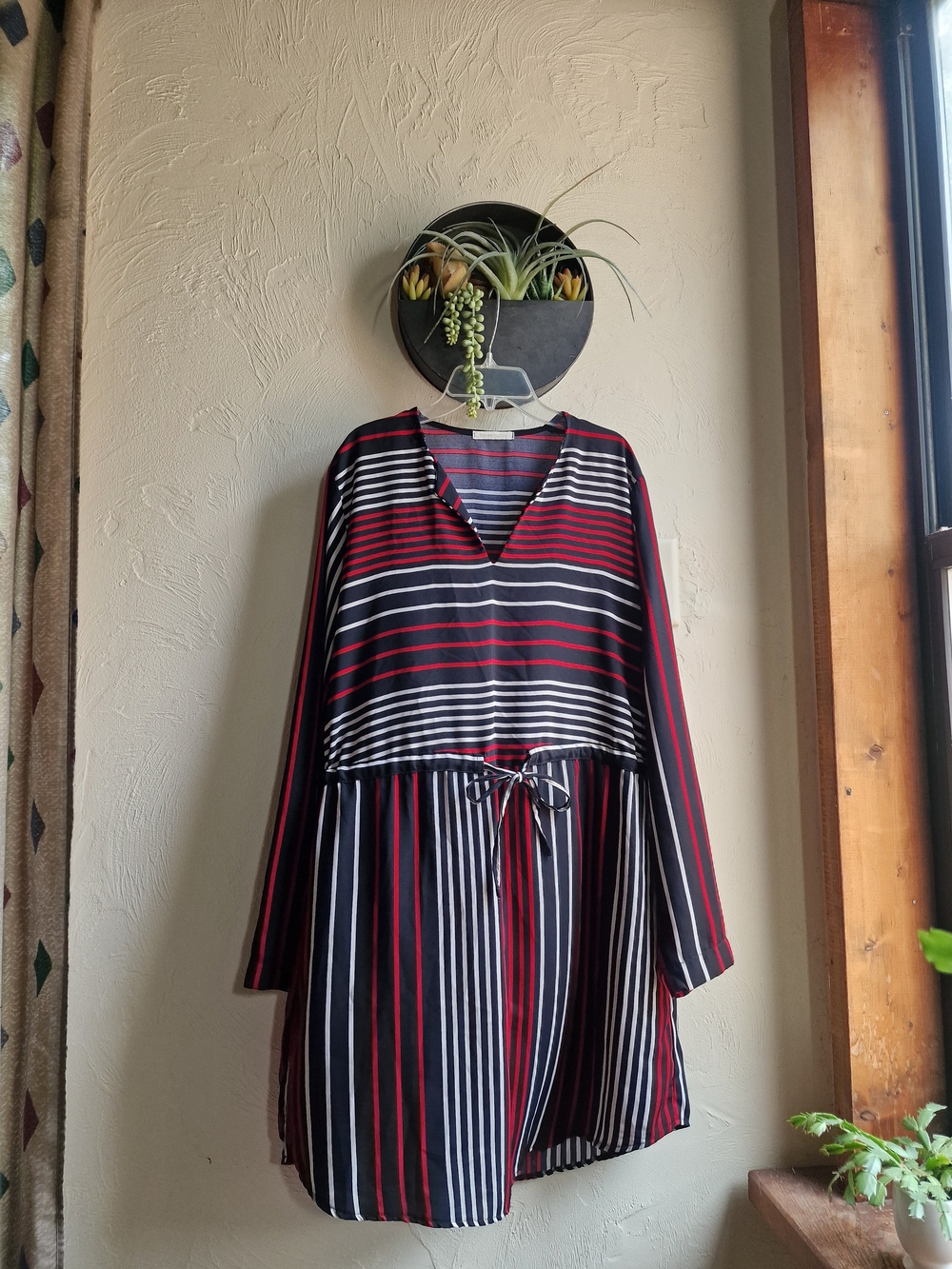 flores muñoz Striped Tee in Red white and black